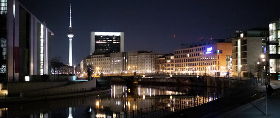 Fototapeta na wymiar Berlin Government quarter at night - travel photography