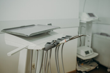 dentist workstation and instruments for dental treatment