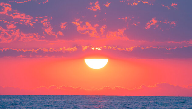 MARSHMALLOW SUNSET
