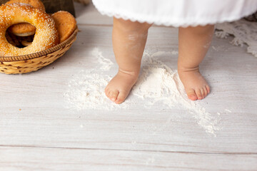 little cook's leg in flour