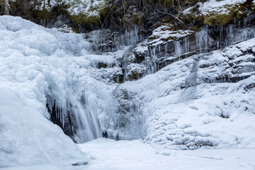 Wintertime at Sweetcreek falls.