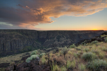 USA, Oregon. Owyhee River Canyon sunset.