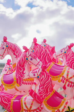 Horse balloons