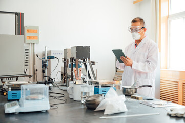 Scientist working in the laboratory