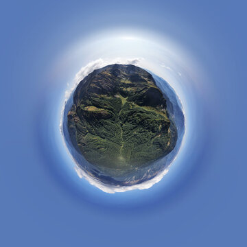 360 panorama of a mountain