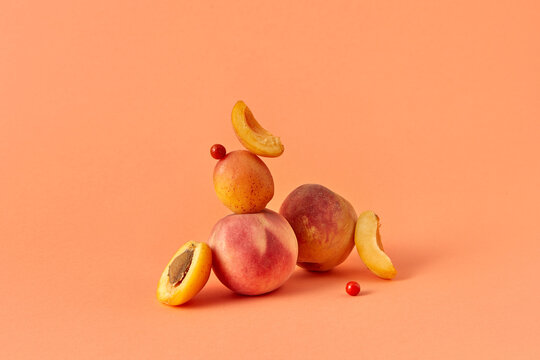 Fruit balancing composition from peaches and apricots.
