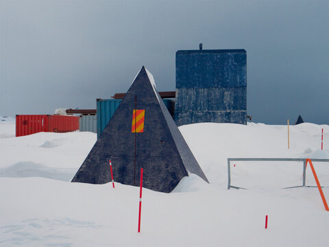 Carbon capture storage - abandoned climate change engineering geoengineering site