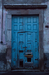 Puerta Azul
