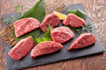 高級牛肉ステーキ　7種類の部位の食べ比べセット