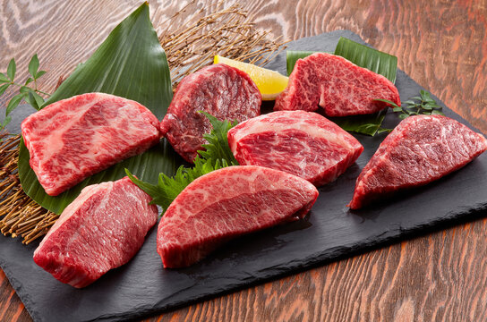 高級牛肉ステーキ　7種類の部位の食べ比べセット