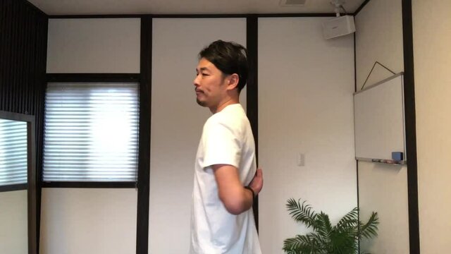 肩こり解消ストレッチ【#僧帽筋 #前鋸筋 #肩甲挙筋 #肩甲骨】#61