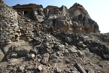 Khaybar to the north of Medina in the Hejaz. Before the advent of Islam in the 7th century CE, indigenous Arabs, as well as Jews, once made up the population of Khaybar.
