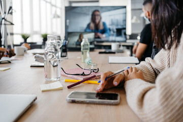 Details of the table during a virtual meeting