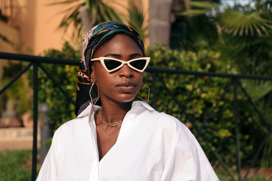 Serious black woman with sunglasses