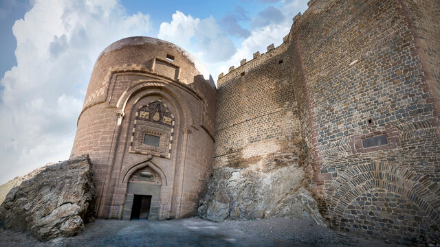 Hosap Kalesi (Castle) Van, Turkey. View on hosap castle on and the surrounding mountains of Hosap castle in Eastern Turkey.