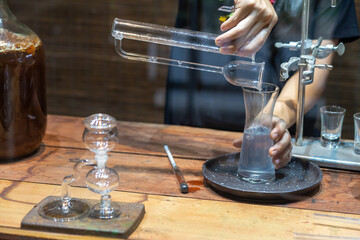 Glass tube liquid distillation laboratory, glass equipment customize beverage taste Distilled liquid, temperature, heat, steam