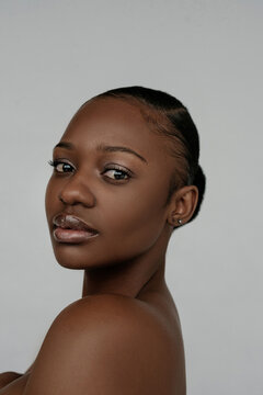 Nude portrait of young African girl