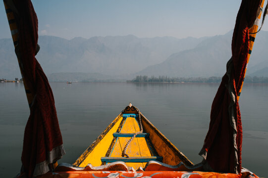 Boat trip across Dal lake in India