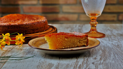 bizcocho cocinado con la receta tradicional de la abuela, cocina sana de la dieta mediterránea 