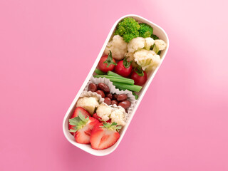 からだに優しいビタミンカラーのお弁当　