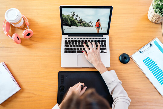 Business Woman Using Computer