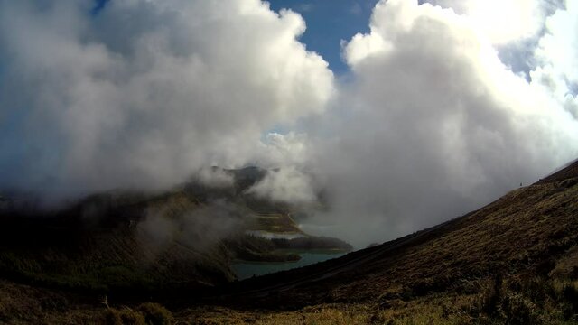 Time lapse of the caldera of Lagoa do Fogo, at S&atilde;o Miguel Island (Azores), on a windy day.	