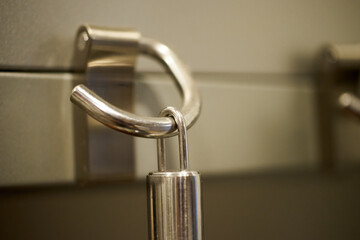 金属製フック・ひっかけ・アップ