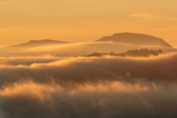 sunrise over the mountains © zbigniew