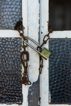 Efeito lockdown, portas fechadas, faliu, recess&atilde;o