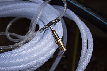 Weißer Sauerstoffschlauch mit Sauerstoffventil für die Fischzucht