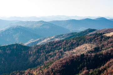 Fototapeta na wymiar Carpathian mountains. Ukraine. View mountains in golden autumn. Beautiful nature landscape.
