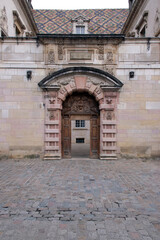 eingang zum hotel de vogüé