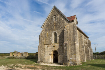 Fototapeta na wymiar Templar church in Avalleur near Bar sur Seine France
