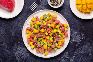 Tuna mango avocado salad tartare.