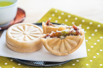 抹茶もちの最中