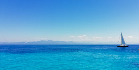 Obraz premium sailboat on the sea