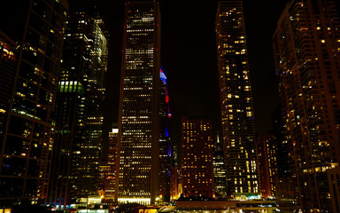 Downtown Chicago city skyline along the Chicago River at night