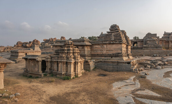 Hampi Bilder Durchsuchen 13,850 Archivfotos, und