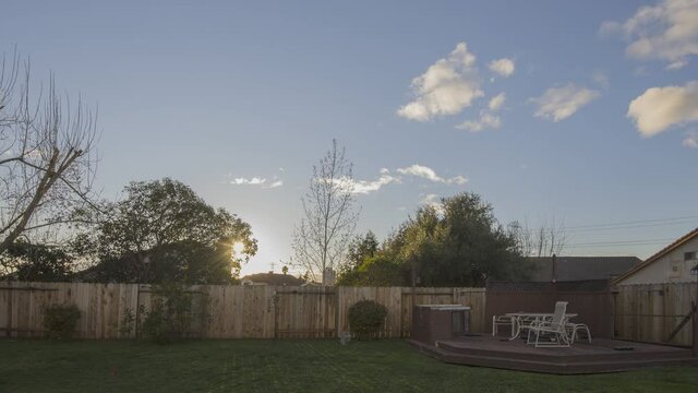 A sunset viewed from the backyard 
