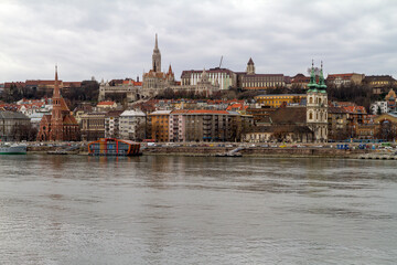 Rio o River Danubio en la ciudad de Budapest, en el pais de Hungria