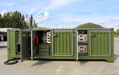Army container with three sections