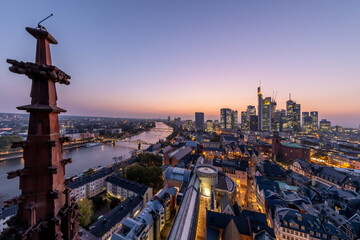 Skyline und Kathedrale © d.pix