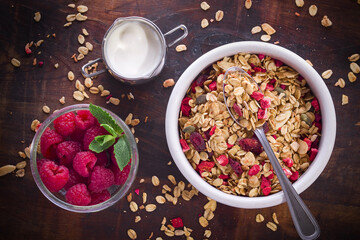 muesli with berries and milk