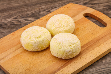 Raw potato zrazy for cooking