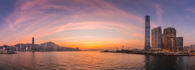 Fototapeta premium Hong Kong West Kowloon at Sunset