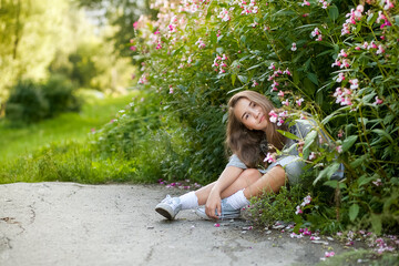 girl with flowers