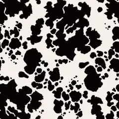 Handdoek met foto Dieren patronen Animal seamless pattern. Cow hide. Animal skin texture with black spots on a white background. Mammals Fur. Leather print. Camouflage predator. Vector illustration.    © Feodora_21