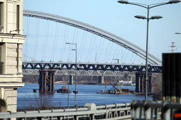 The river bridge structural elements