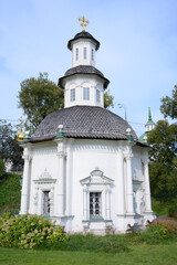 Fototapeta na wymiar SERGIEV POSAD, RUSSIA - September 12, 2020: Little church near The Holy Trinity Saint Sergius Lavra