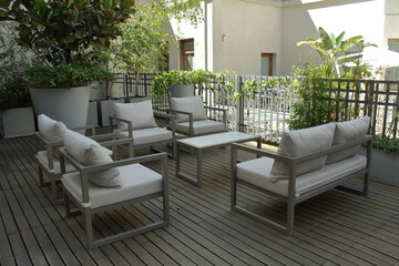 patio with chairs